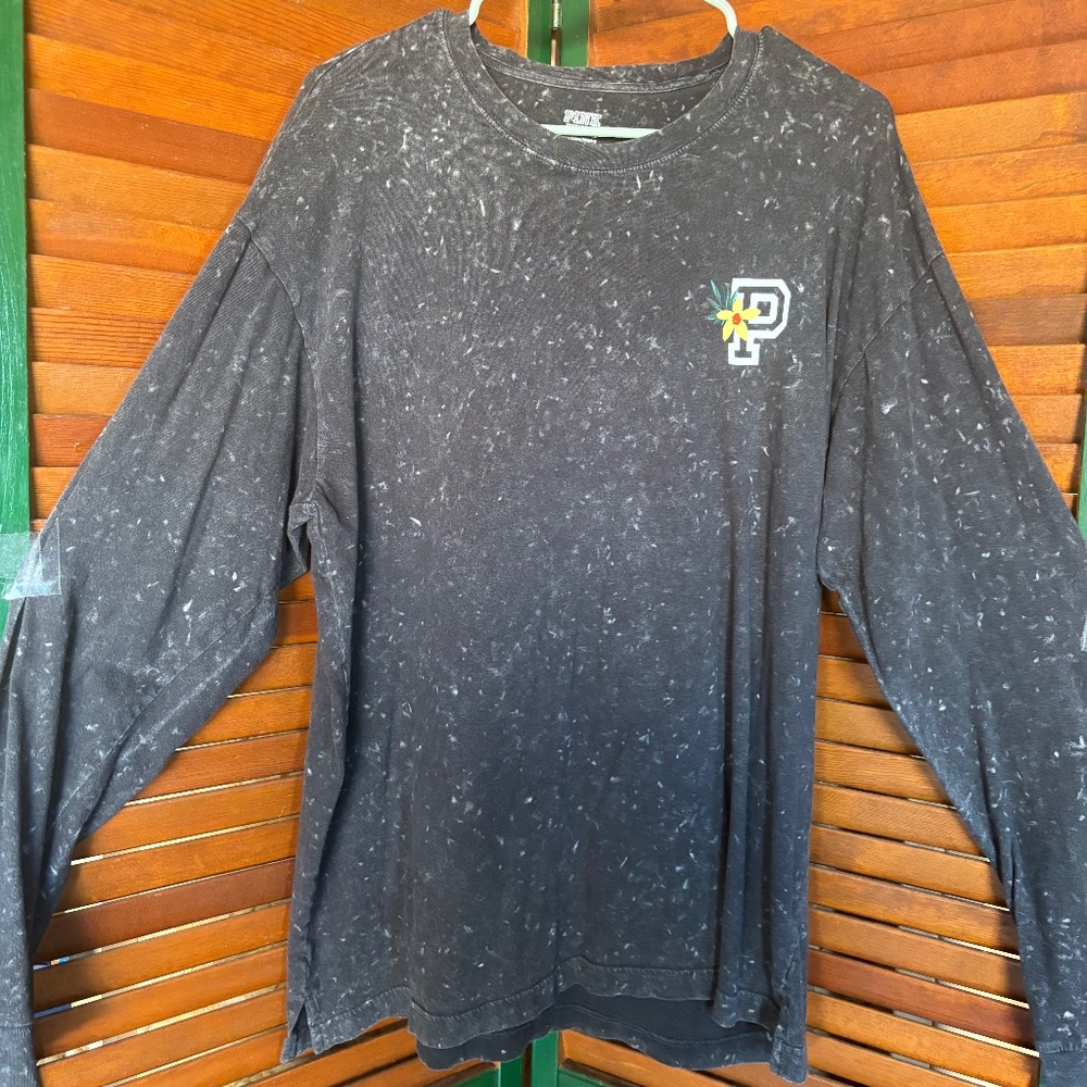 Long sleeve shirt